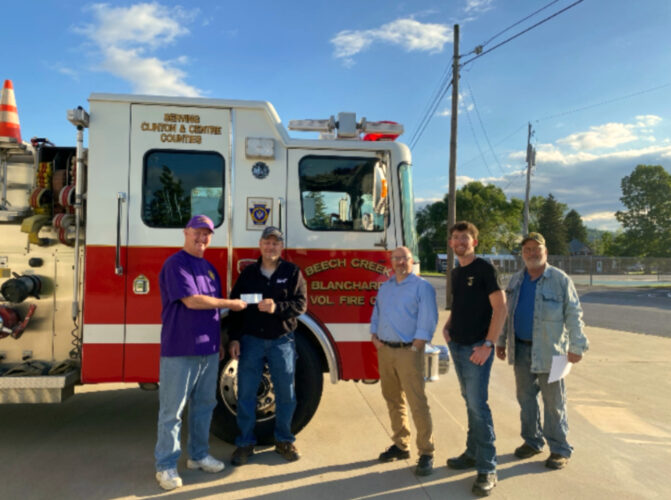 Howard Area Lions donate to fire company